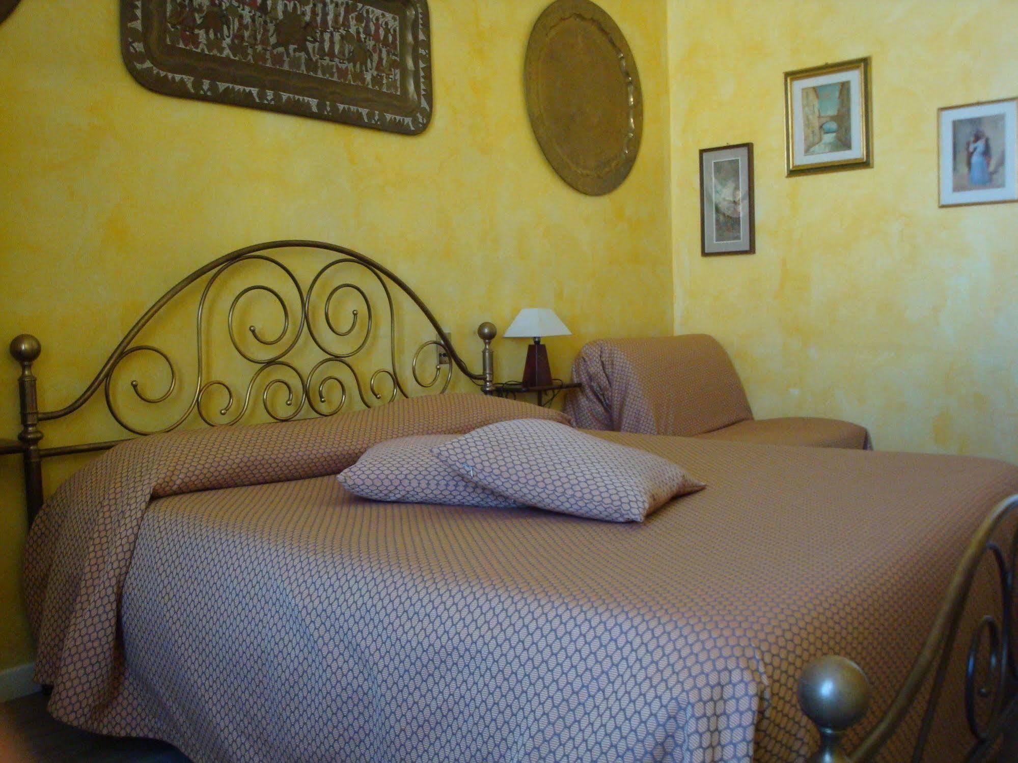 Leopoldo Bed and breakfast 3*